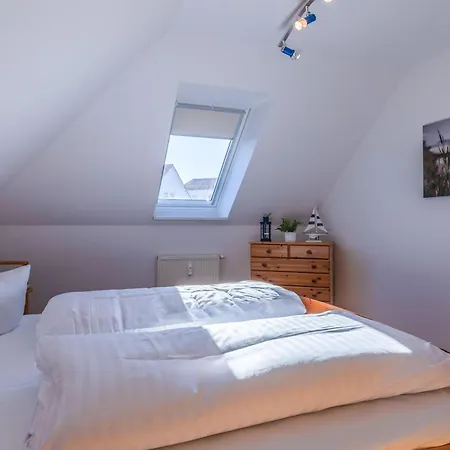 Seeuferblick - Komfortable 2-etagen-wohnung Fuer 4 Personen An Der Mueritz アパート